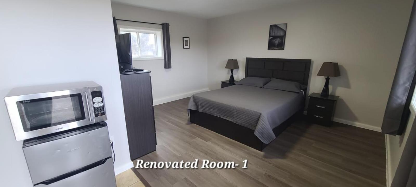 Tay Motel Waubaushene Экстерьер фото